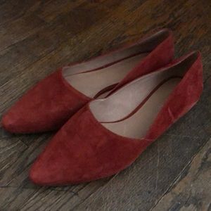 🥿 madewell pointy toe flats in “dark cinnabar”